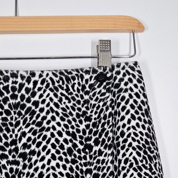 Liz Claiborne Lizsport Lined Animal Print Velour Wrap Short Skirt Women's Sz. 10 - Picture 11 of 11